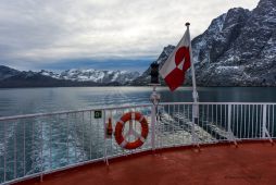 Kuestenschiff-Westkueste-Groenland-Fotoreise